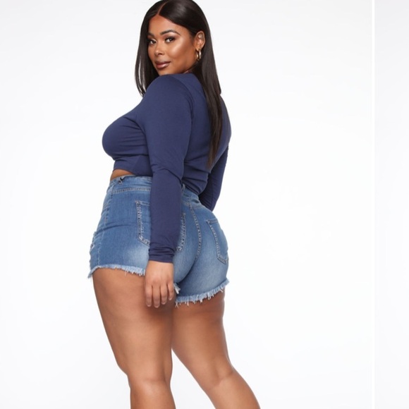 3X Navy long sleeve crop top soft lightweight tee shirt material. - Picture 3 of 11